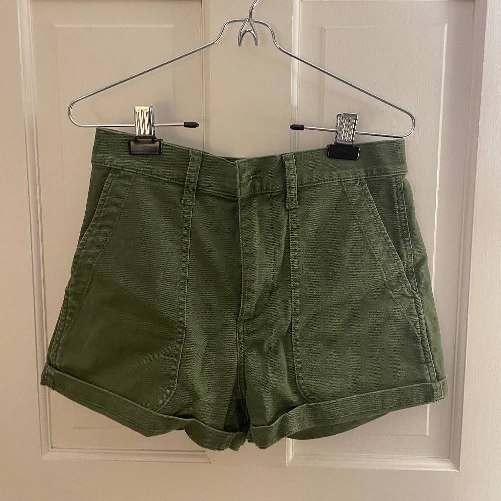 Madewell cargo shorts